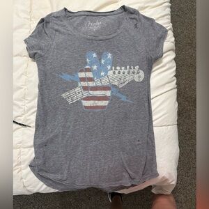 Lucky brand, Womens T-shirt, size medium fender